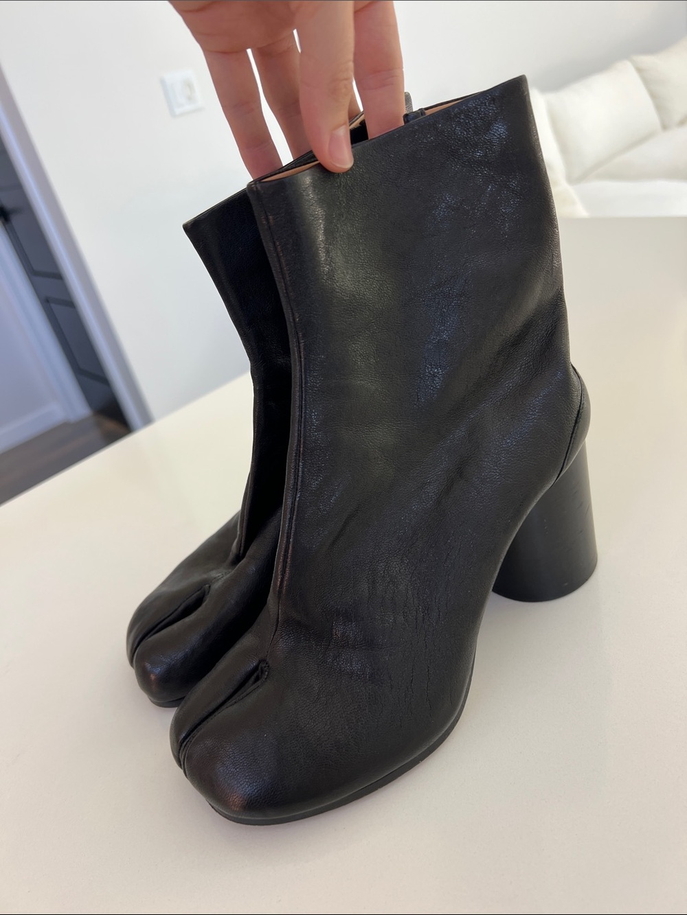 Maison Margiela tabi ankle boots black leather booties 37